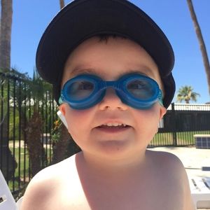 Meet your Posher, April